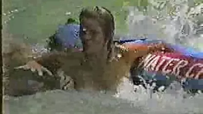 Nipple Slide Video-Water Park 2 Όμορφες Γυναίκες Ερωτικές