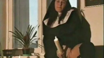 Lit Candles ξυρισμένο παλιό μουνί