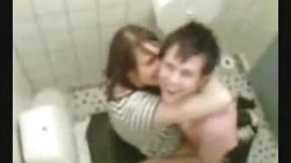 Milf μπάνιο sink de bar un polish cam σεξ