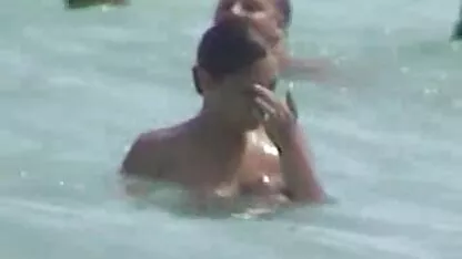 Αποτρίχωση με μουνί και στήθος