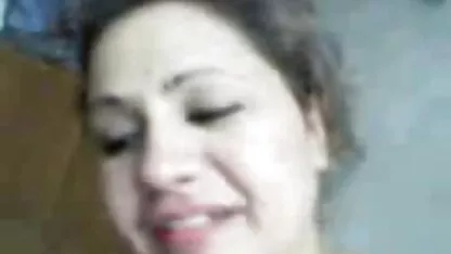 Άραβας όμορφη γυναίκα σύζυγος χέρι συζύγου σεξ βίντεο ξάδερφος