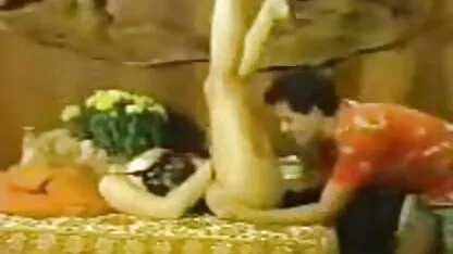 Milf Nina Sex Τριχωτό μουνί