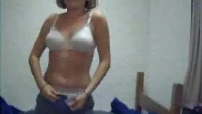 Κορίτσι Tracy Striptease Video