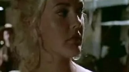 Drew barrymore δωρεάν πορνό γυναίκα